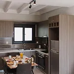 Ariti Luxury * Νικιάνα